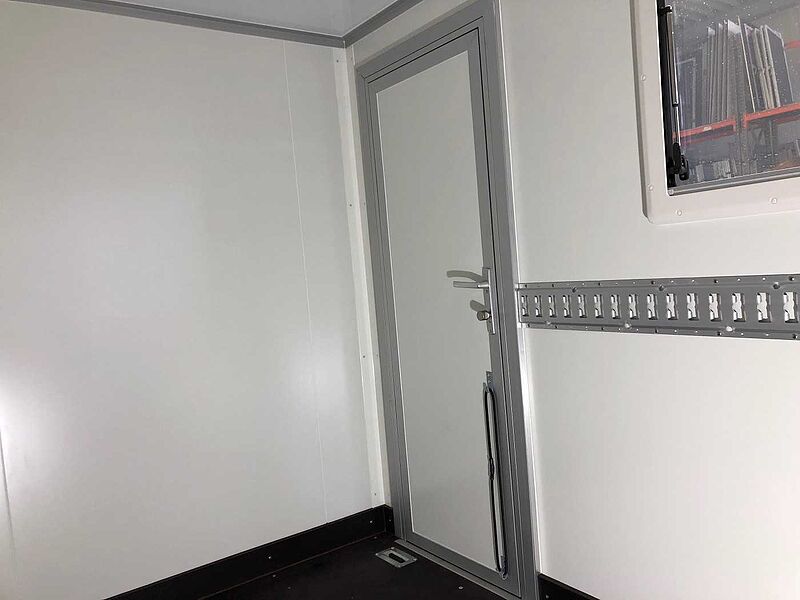Vezeko TK B 15.30 Rampe, Tür, Fenster Kofferanhänger