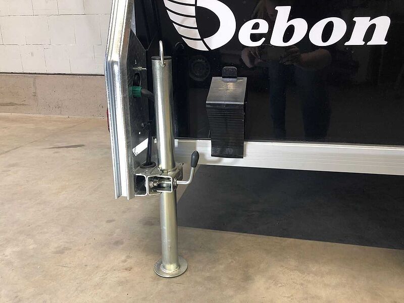 Cheval Liberte Debon Cargo 1300.02+Tür Alu-Felgen Kofferanhänger