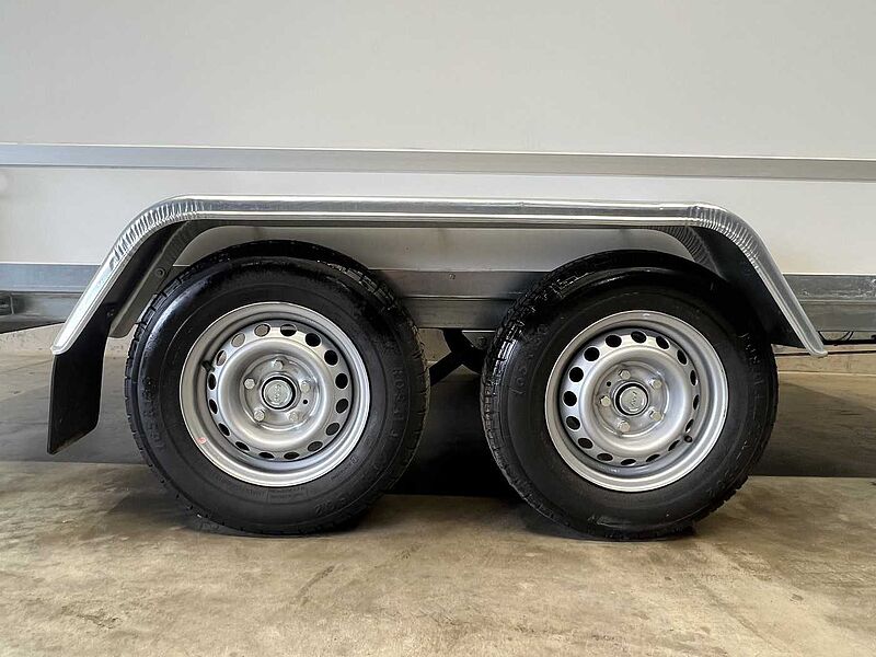 Blyss F2736HTD Rampe Seitentür Kofferanhänger