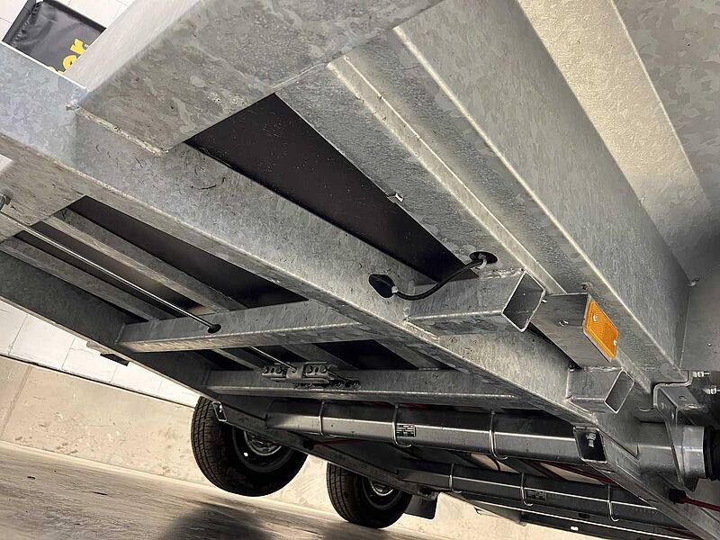 Hulco Terrax-2 2600 Maschinentransporter
