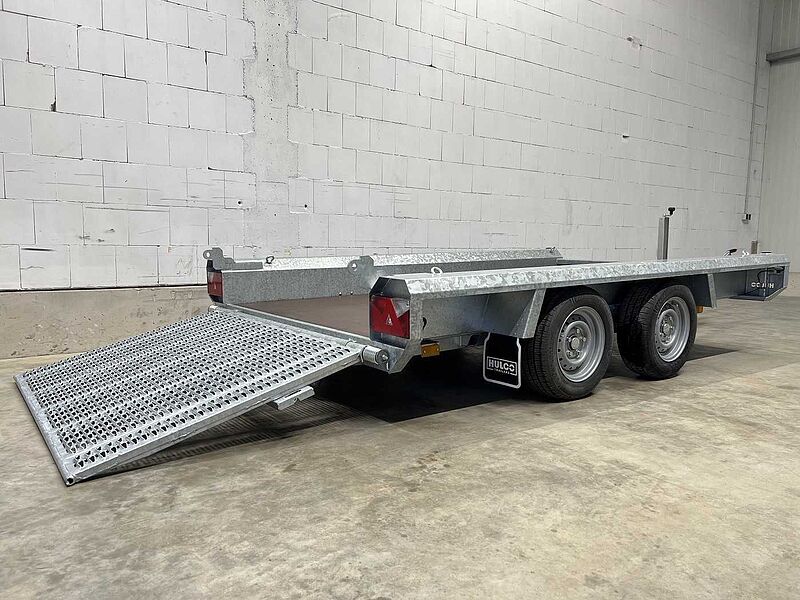 Hulco Terrax-2 2600 Maschinentransporter