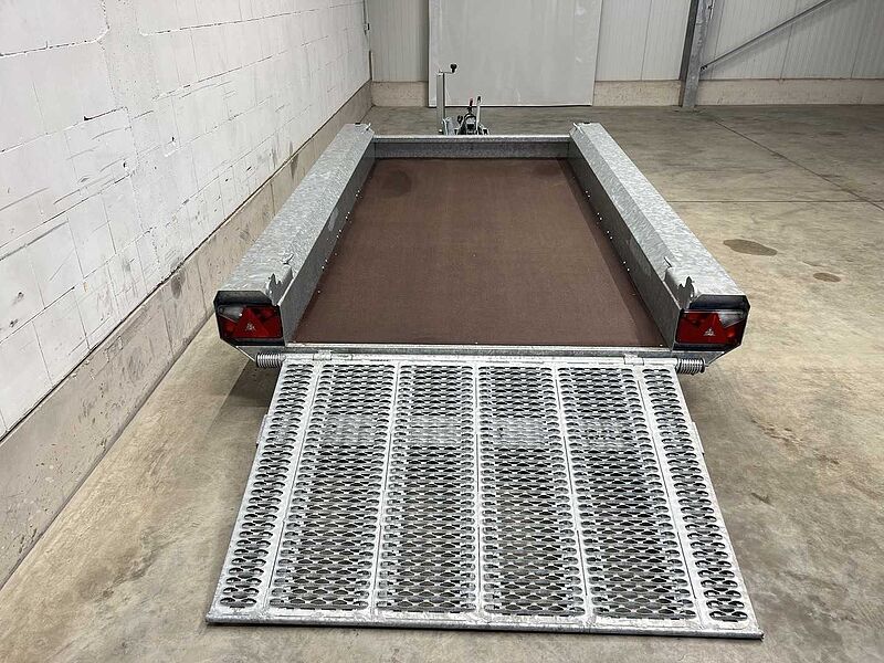 Hulco Terrax-2 2600 Maschinentransporter