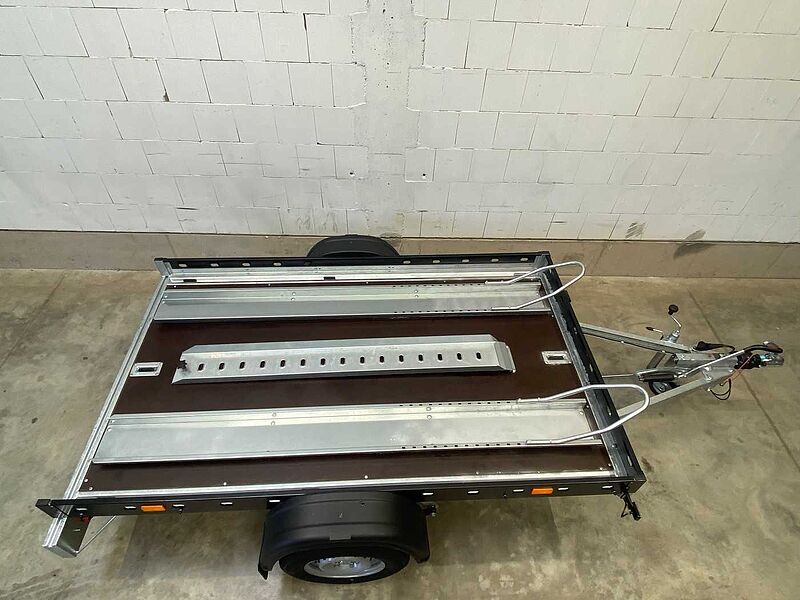 Vezeko Motomax B 13 Motorradanhänger
