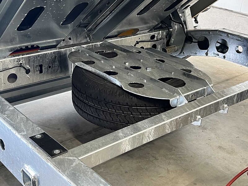 Brian James Cargo Tipper 2 3-Achser Rückwärtskipper