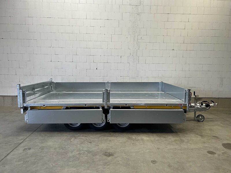 Brian James Cargo Tipper 2 3-Achser Rückwärtskipper