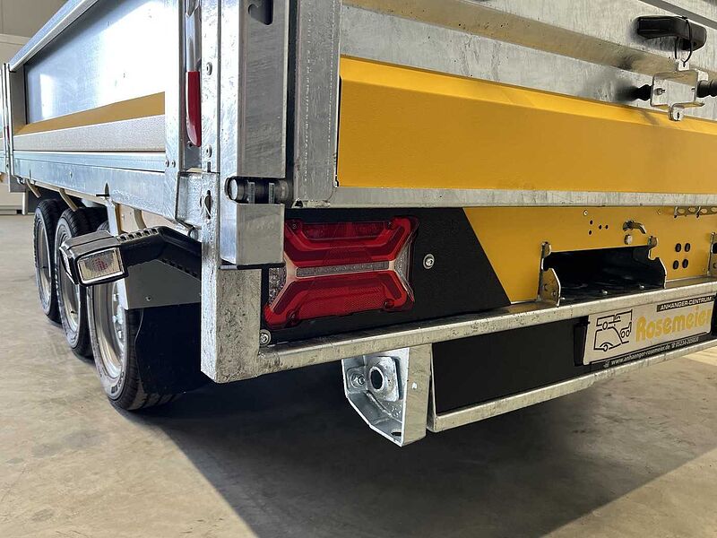 Brian James Cargo Tipper 2 3-Achser Rückwärtskipper