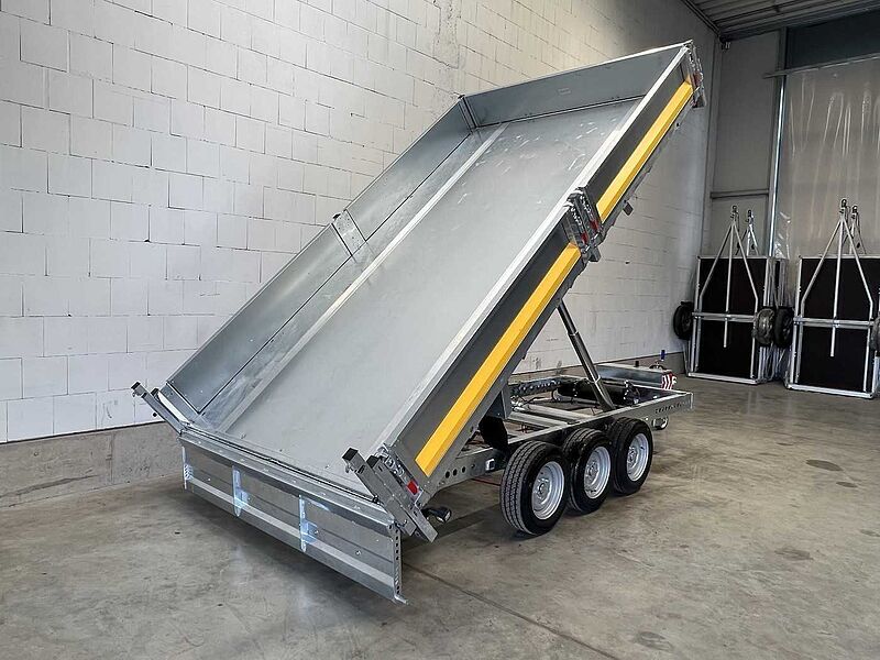 Brian James Cargo Tipper 2 3-Achser Rückwärtskipper