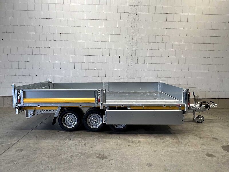 Brian James Cargo Tipper 2 3-Achser Rückwärtskipper