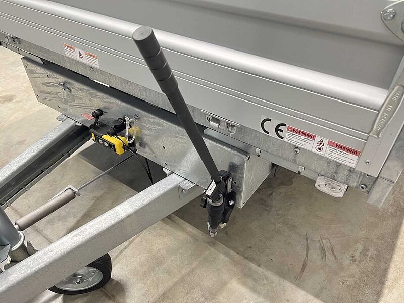 Humbaur HTK 3500.31 Dreiseitenkipper