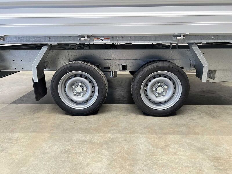 Humbaur HTK 3500.31 Dreiseitenkipper