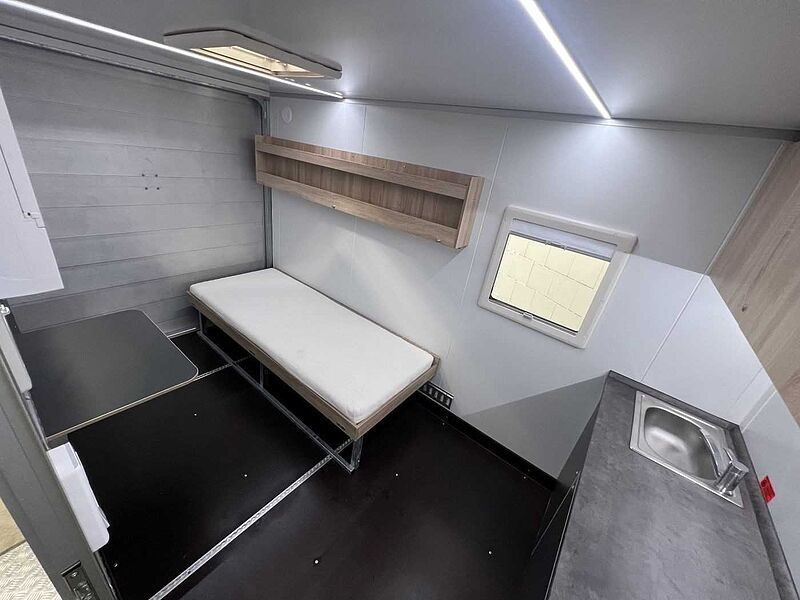Vezeko TK C 18.35 SP Offroad Campinganhänger