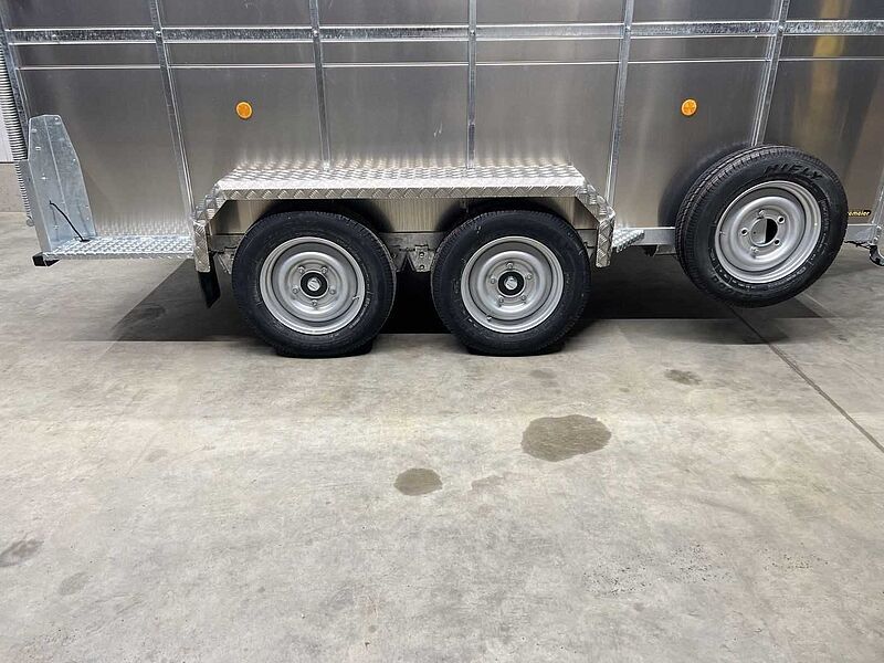 Nugent LC3618H Viehanhänger