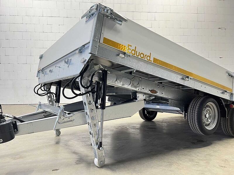 Eduard 4522-4-AO3-3063-J Maschinentransporter Maschinentransporter