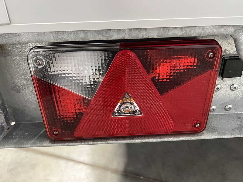 Anssems BSX 2500 Kastenanhänger gebremst
