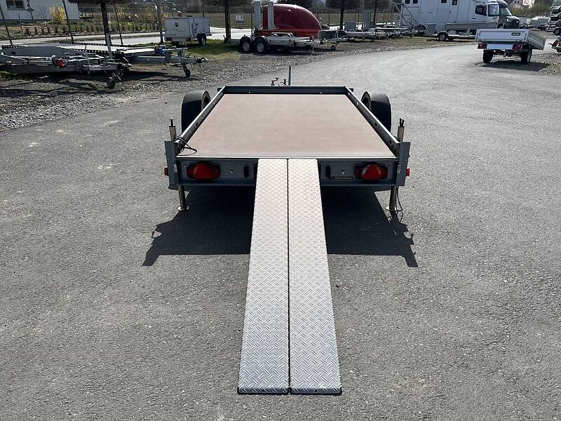Humbaur KFT 1500 Maschinentransporter