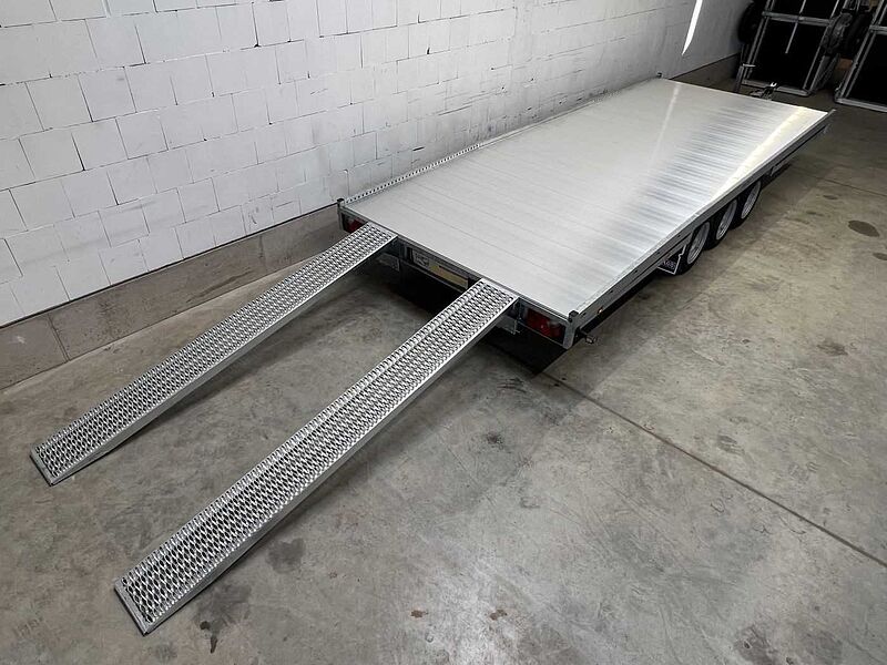 Hulco Carax-3 3500 Autotransporter