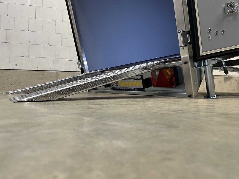 Martz Smart Kargo 235 0,75T Kofferanhänger