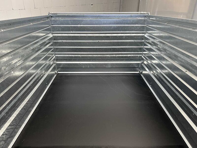 GA 3500 mit Trennwand Abrollanhänger
