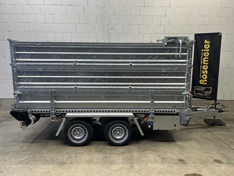 GA 3500 mit Trennwand Abrollanhänger