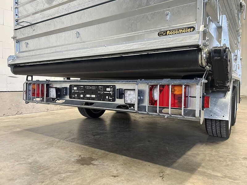 GA 3500 mit Trennwand Abrollanhänger