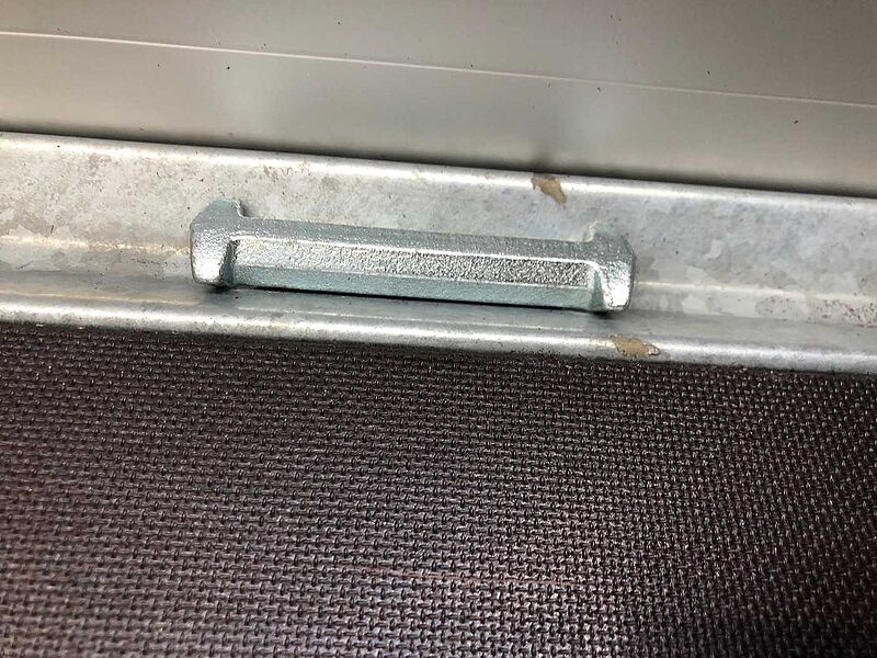 Hapert Azure L-2 Kastenanhänger gebremst
