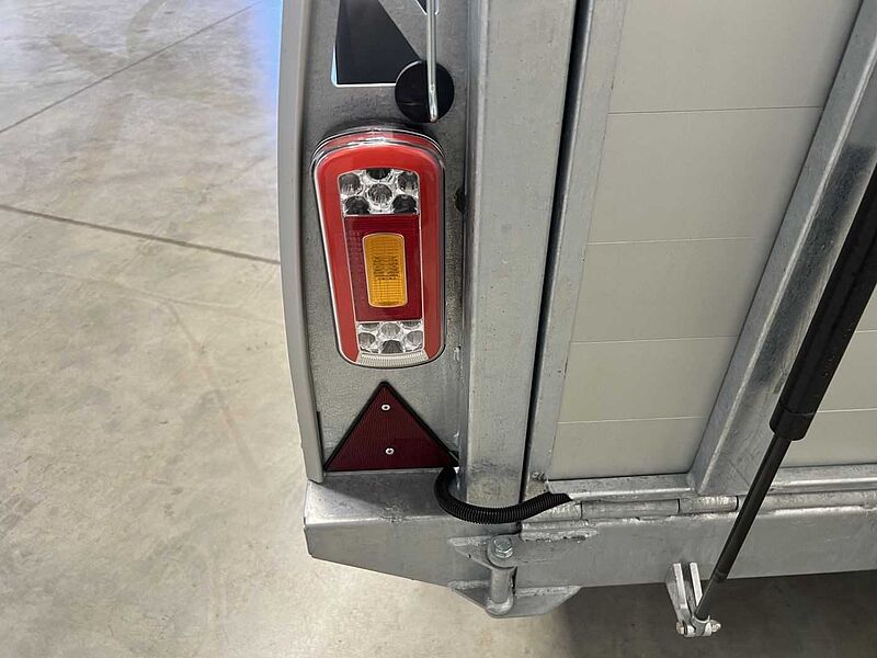 G290 Kofferanhänger Sirius