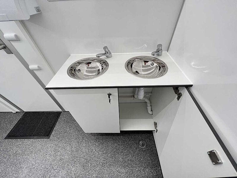 4 Damen, 2 Herren + 4 Urinale Toilettenanhänger