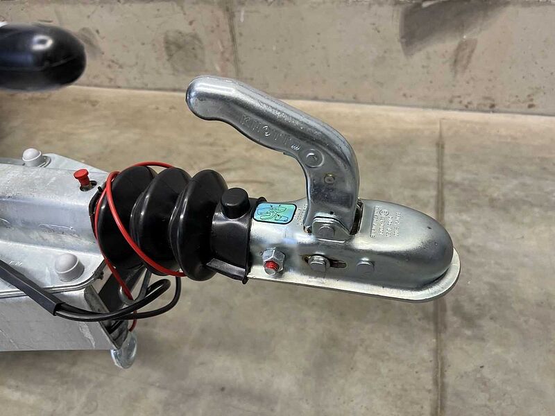 Cheval Liberte Debon C500 Roadster Kofferanhänger