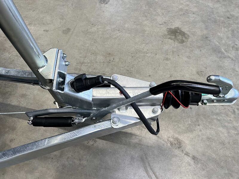 Cheval Liberte Debon C400 Roadster ALF Kofferanhänger