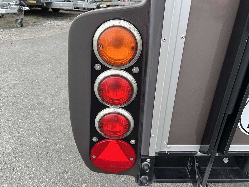 Humbaur Rexus Kofferanhänger Motorradanhänger