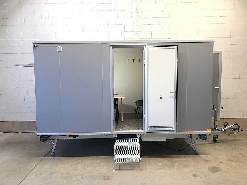 Mobi 4201 WC Bauwagen