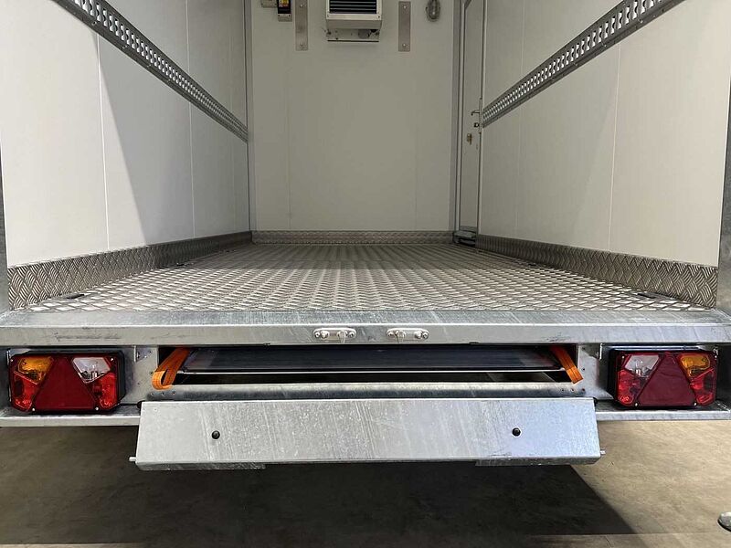 Vezeko TK C 30.35 KH Rampe ausziehbar Kühlanhänger