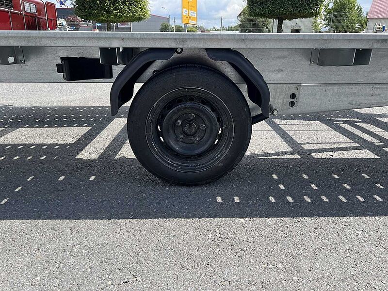 TPV HL-EBK 3520/18 Autotransporter