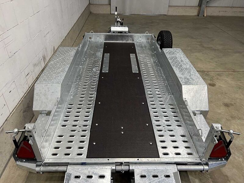 Brian James Digger Plant 543-2813-35-2-13 Maschinentransport