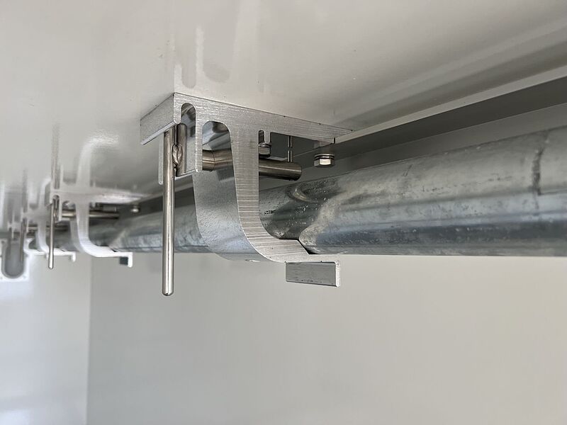 WM Meyer AZK 2734/180 Rohrbahn Kühlanhänger