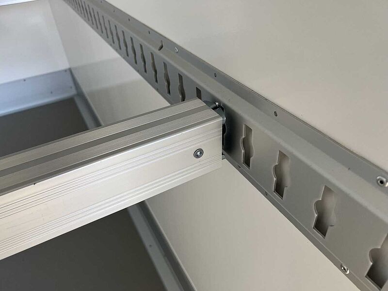 WM Meyer AZK 2734/180 Rohrbahn Kühlanhänger