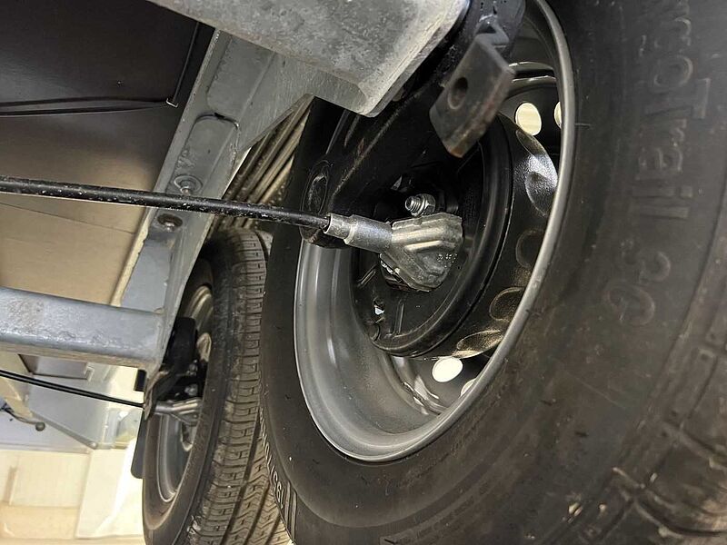 WM Meyer AZK 2734/180 Rohrbahn Kühlanhänger