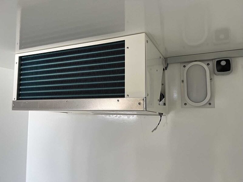 WM Meyer AZK 1325/146 Tiefkühlanhänger