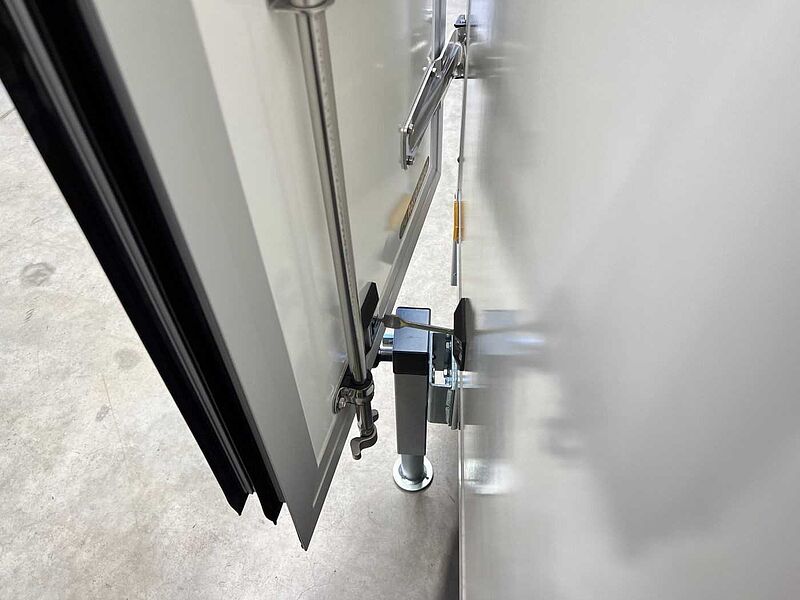 WM Meyer AZK 1325/146 Tiefkühlanhänger