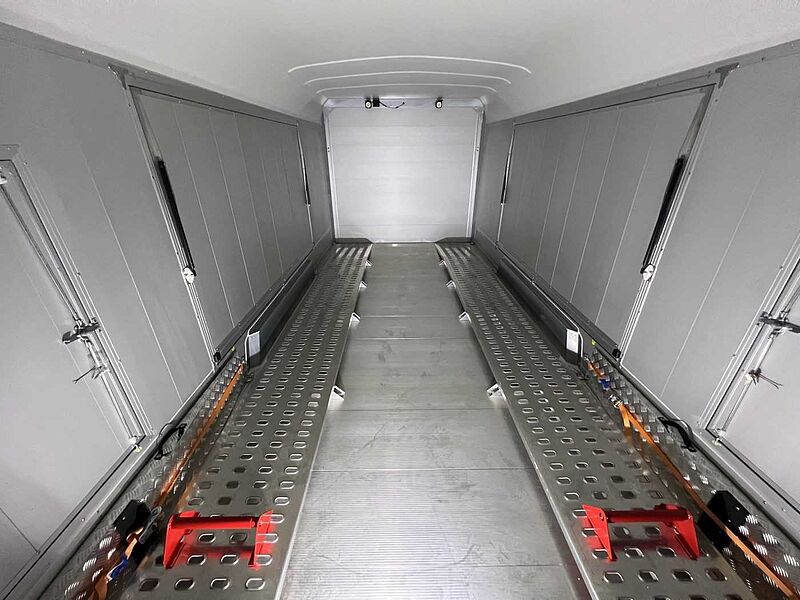 Cheval Liberte Debon C2000 Roadster ALF Autotransporter geschlossen