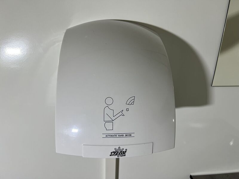 3 Damen, 1 Herren + 3 Urinale Toilettenanhänger