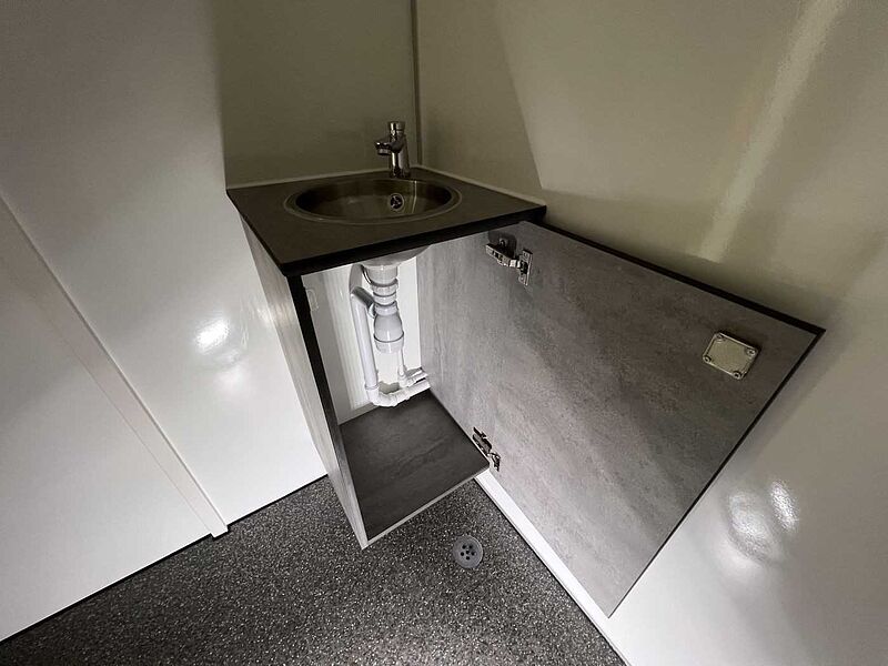 3 Damen, 1 Herren + 3 Urinale Toilettenanhänger