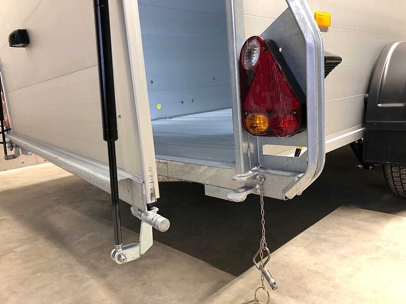 Cheval Liberte Debon C700 Roadster Kofferanhänger