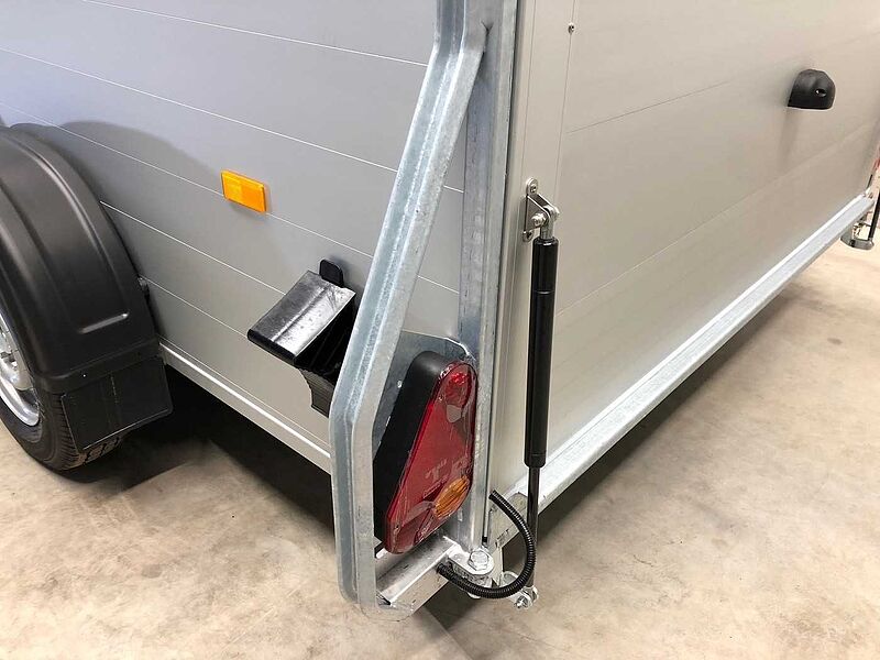 Cheval Liberte Debon C700 Roadster Kofferanhänger