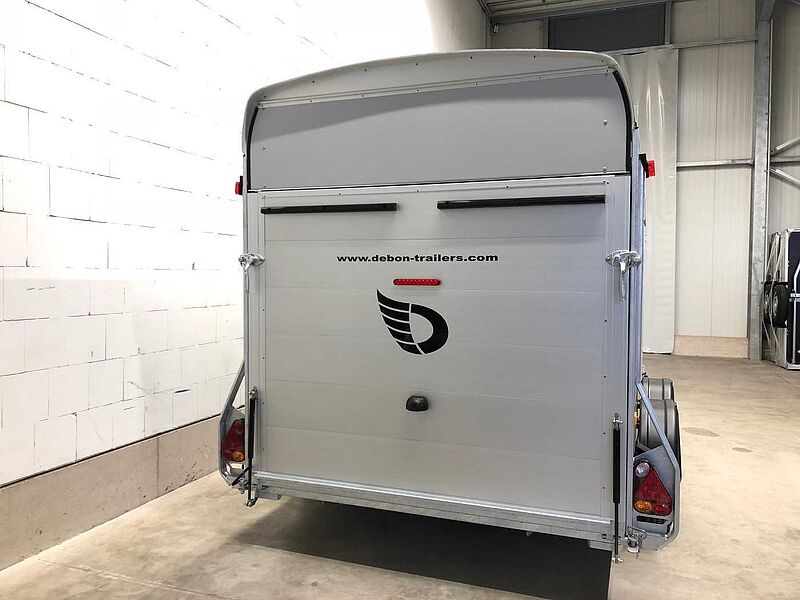 Cheval Liberte Debon C700 Roadster Kofferanhänger
