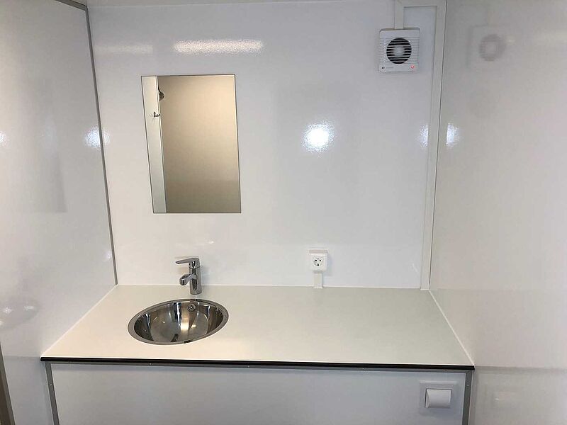 Rosemeier EW TA-NO Badanhänger mit WC ECO Toilettenanhänger