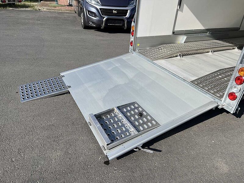 Cheval Liberte Debon C1000 Roadster E-Winde, Stand Autotransporter ge