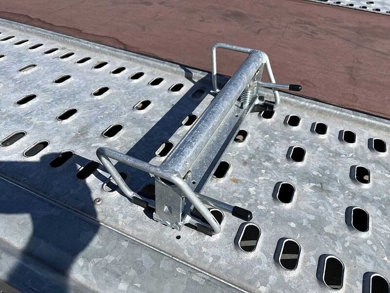 Humbaur MTK 304722 Maschinentransporter