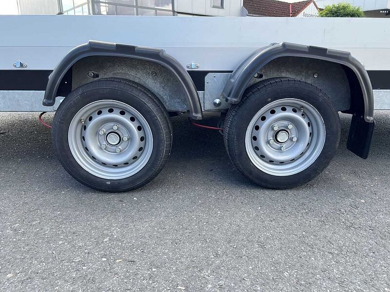 Vezeko Husky Car FB 27.39 Autotransporter