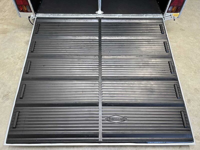 Böckmann Champion Esprit TKL P MSS Pferdeanhänger